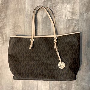 Micheal Kors Large Tote Purse